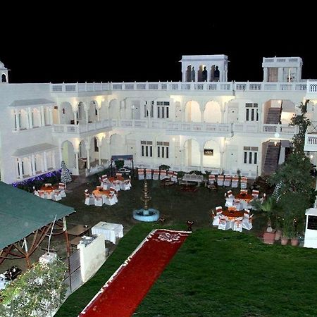 Отель Jaipur Darbar Экстерьер фото